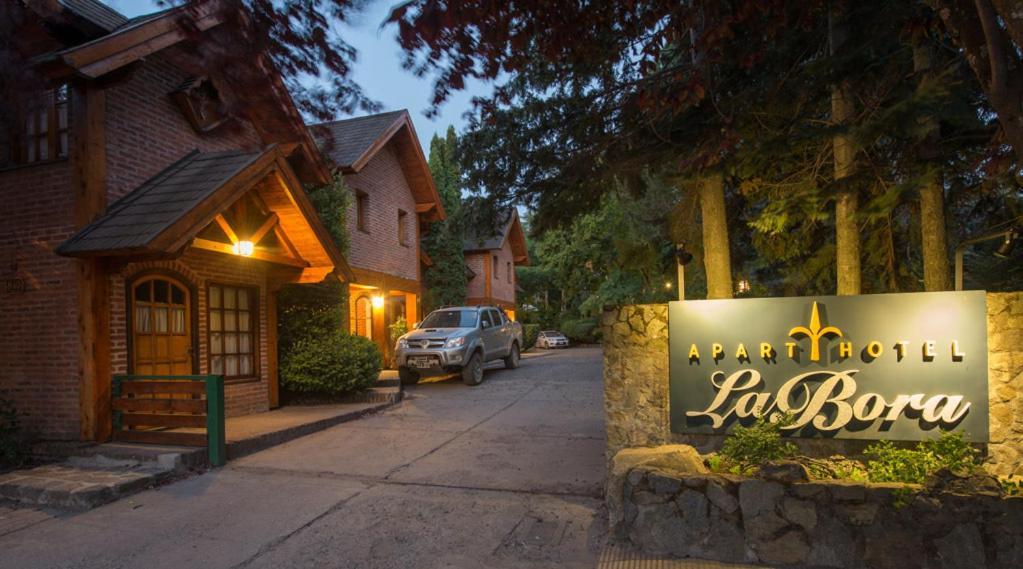 Apart Hotel La Bora San Martin de los Andes Exterior photo